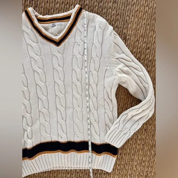 Zara collegiate chunky knit sweater, size large - Picture 3 of 4
